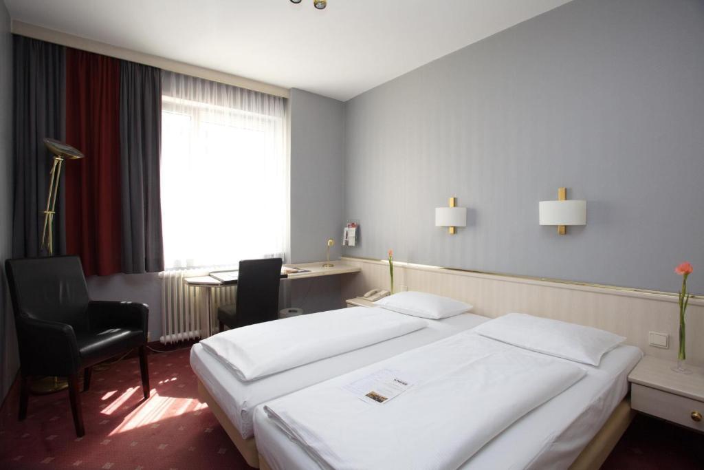 Berlin Plaza Hotel Am Kurfuerstendamm Rum bild