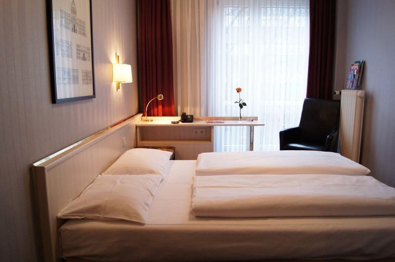 Berlin Plaza Hotel Am Kurfuerstendamm Exteriör bild